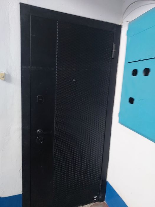 3 комнатная с мебелью и техникой