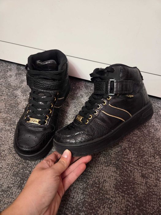 Adidasi dama buffalo