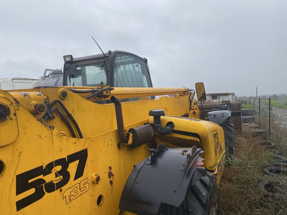 Manipulator telescopic JCB 537-135 – An 2001 – 19.800 Redus 17800