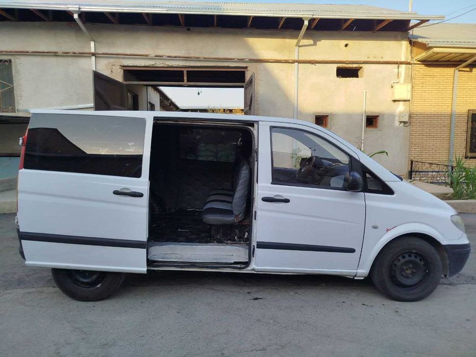 Mercedes Benz Vito 2010 срочно СОТИЛАДИ