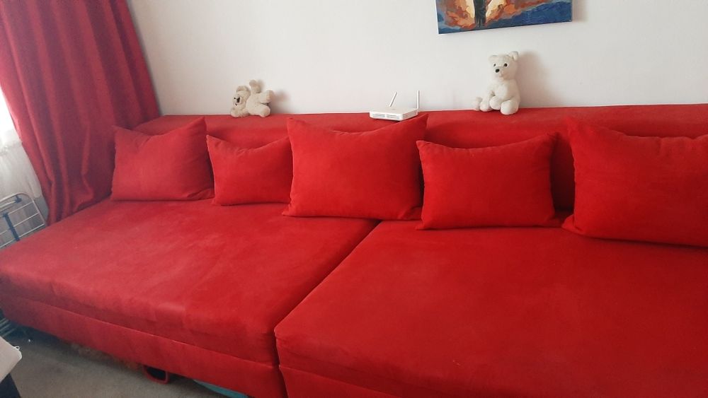 Canapea fixă + covor