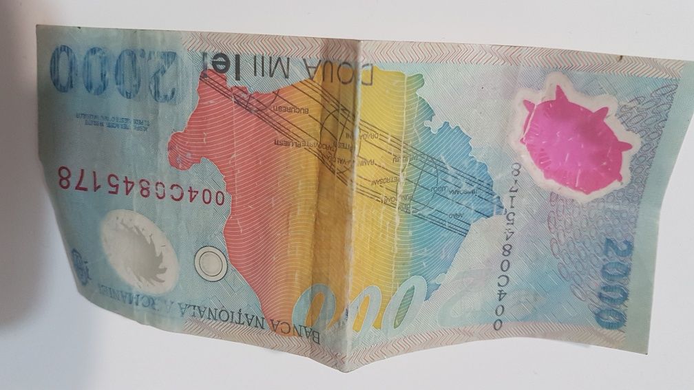 Bancnota 200 lei
