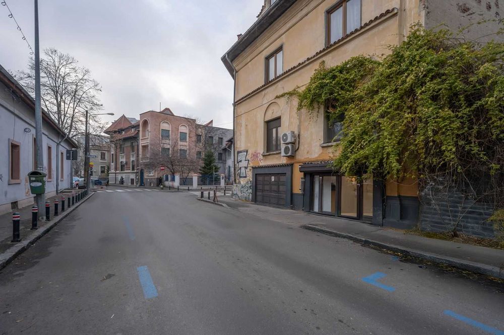 spatiu comercial de inchiriat