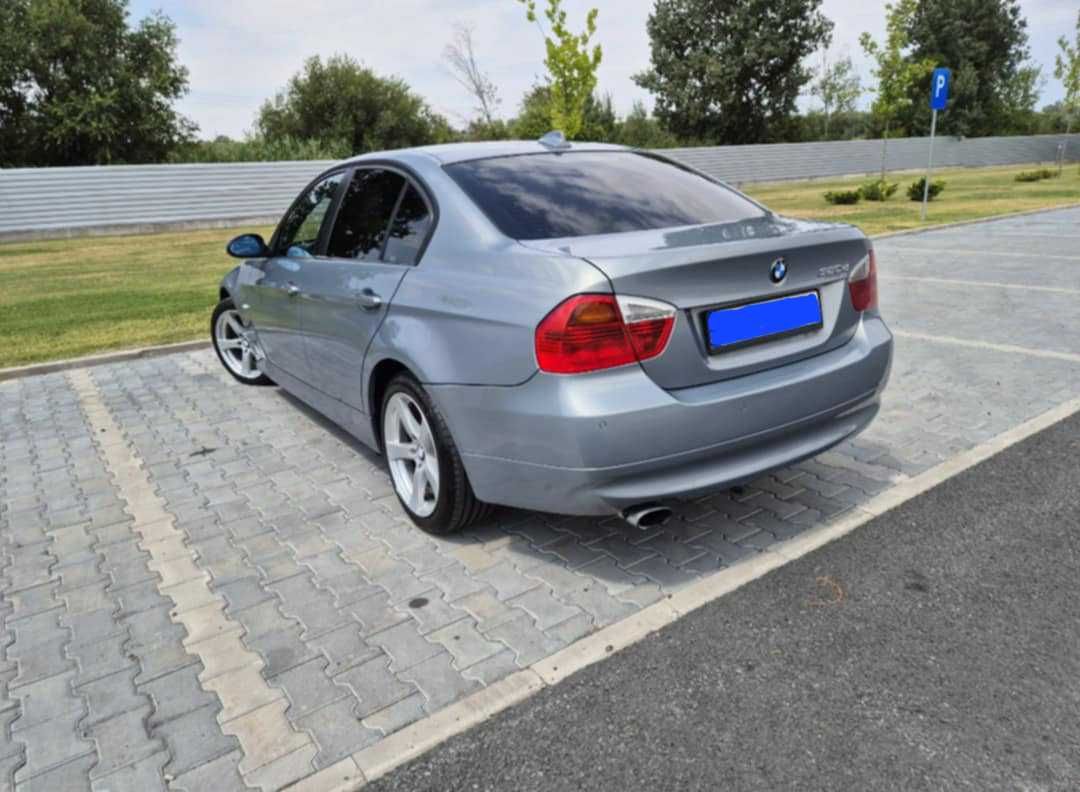 На части БМВ Е90 - BMW E90