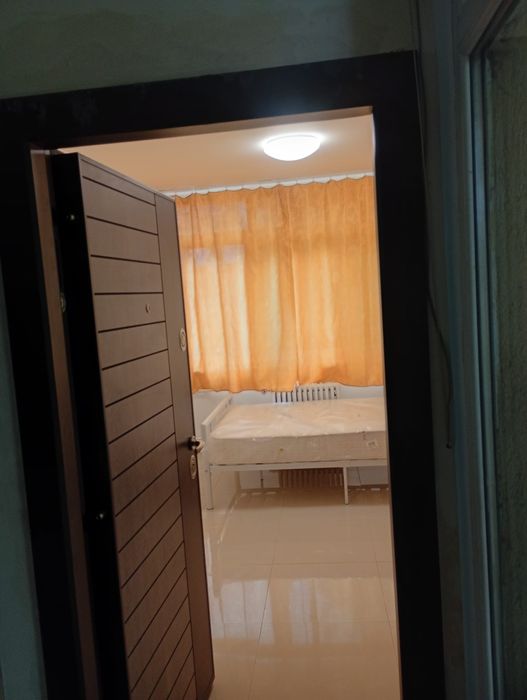 Camera de camin de inchiriat