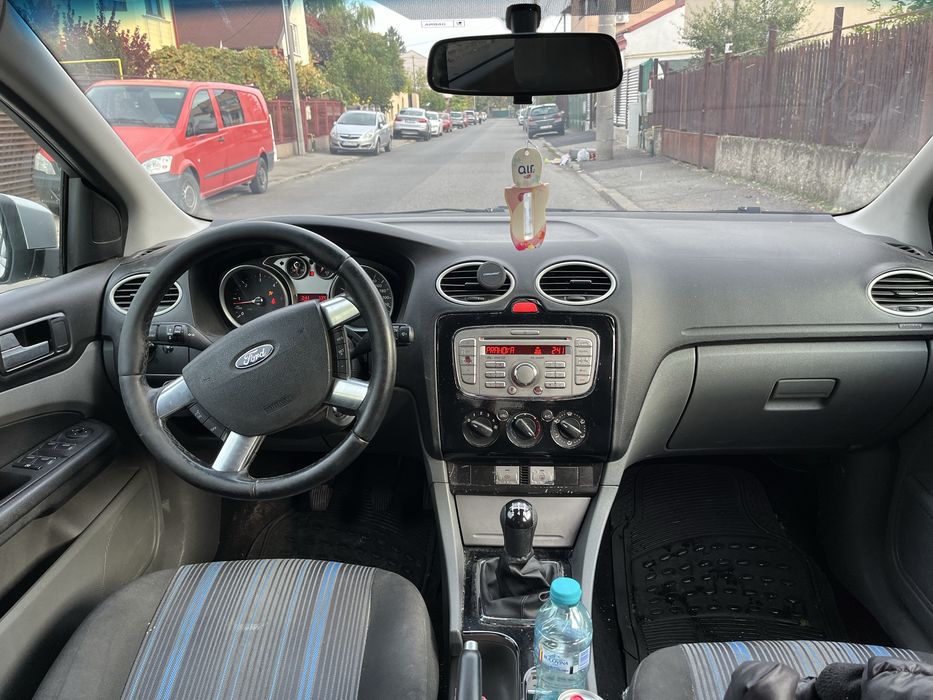 Vand urgent ford focus MK 2 faceliftul 2008 motor 1. 6 disel