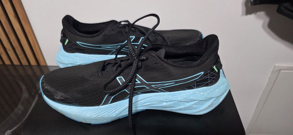Asics novablast 4 alergati 8km in total