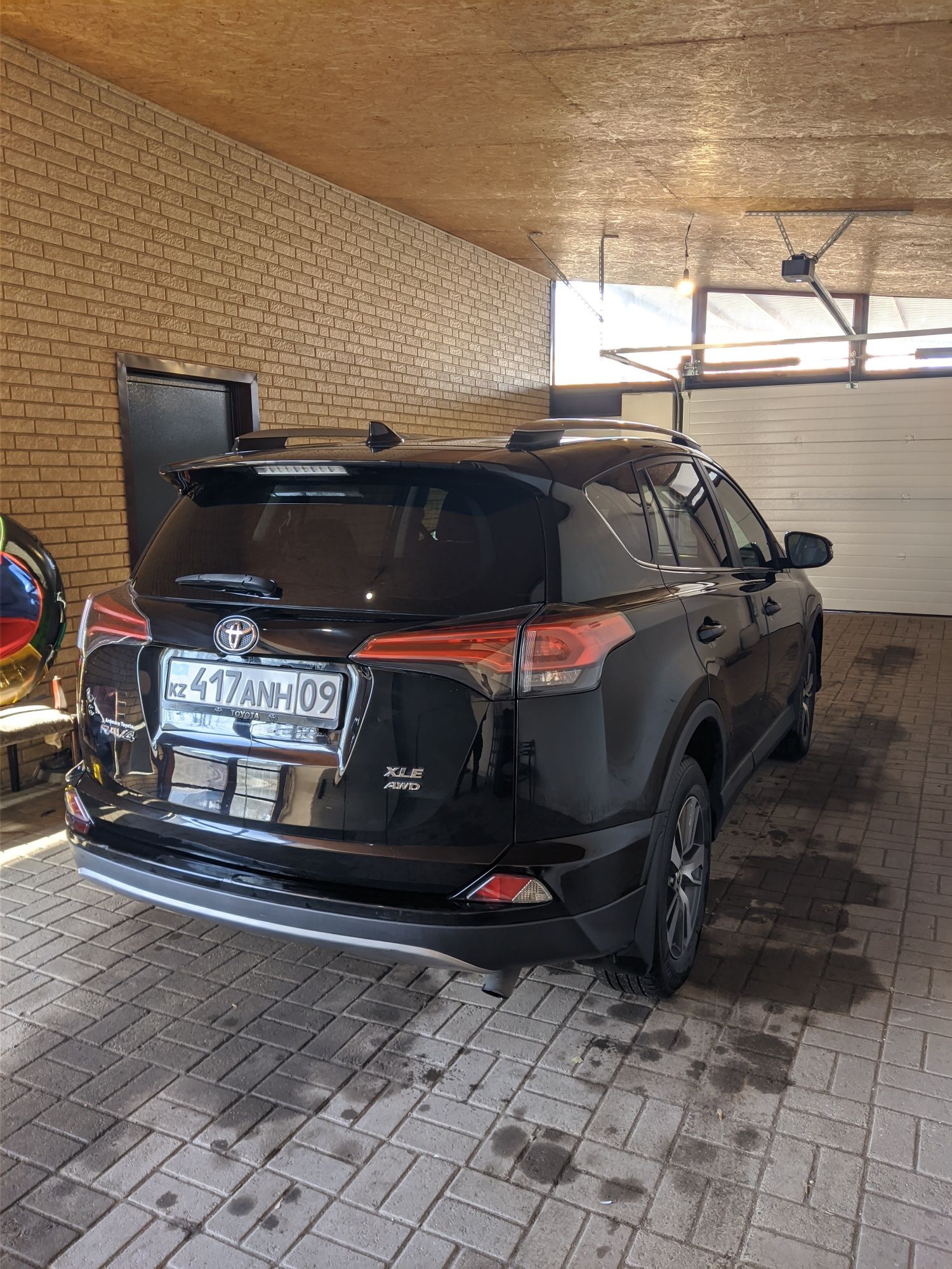 Toyota RAV 4, 2018, 2.5 АКПП