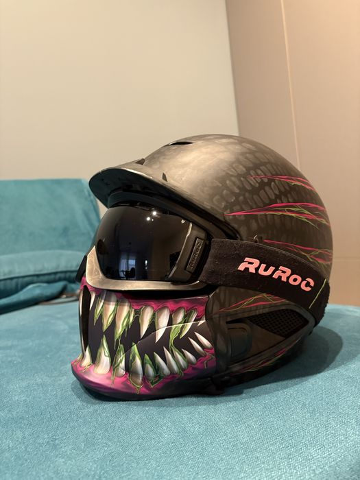 Casca Ruroc Rg1-Dx Series 3 Toxin Limited Edition