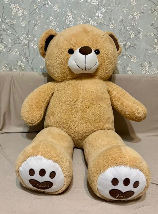 Медведь игрушечный