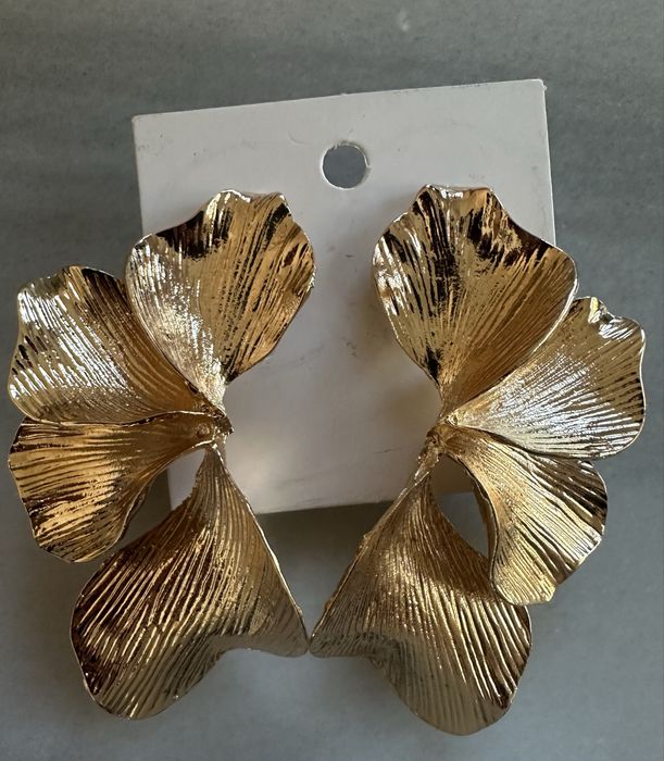 Нови дамски обеци