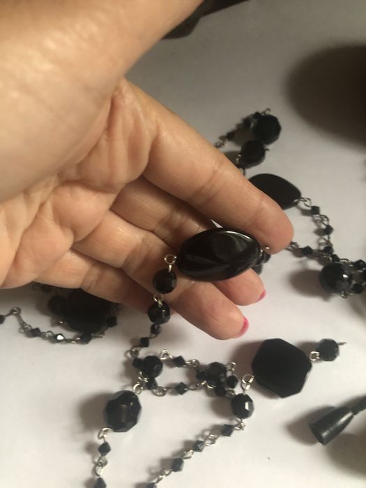 Агат или оникс черный