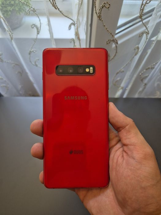 Samsung Galaxy s10 plus