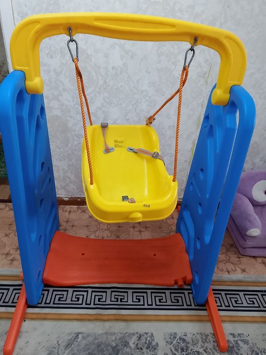 Продам качелю отличное состояние