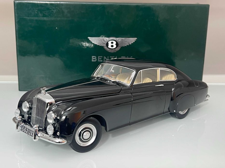 Macheta Auto 1/18 Minichamps Bentley R type Continental 1954