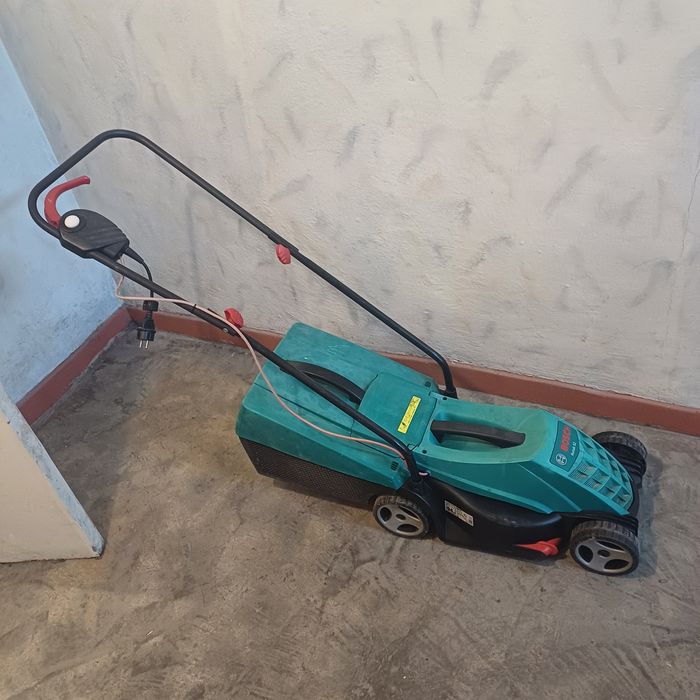 Masina de tuns iarba/gazon Bosch  Rotak 32