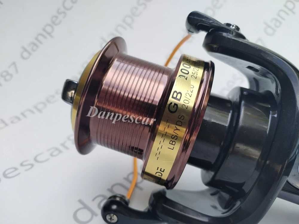 Mulineta Crap WIND BLADE GB10000 cu tambur long-cast 0,40mm/420m