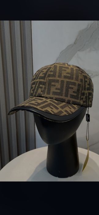 Șapcă Fendi, model 2026, 4 modele