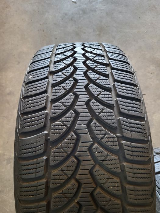 2 anvelope 225 50 R 17 Bridgestone iarna