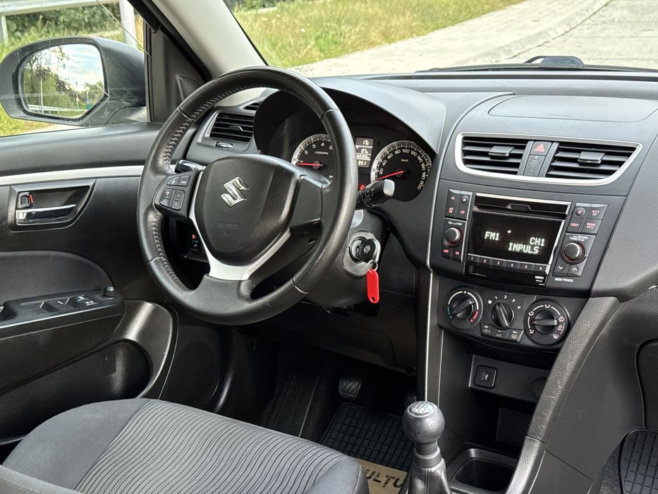 Suzuki Swift 4x4 - 2012 - 1.3 benzina - Alb perlat / Klima