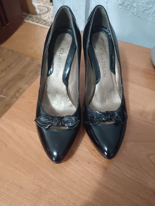 Расспродажа туфель. Разные размеры.