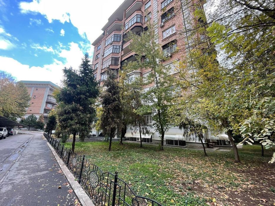 Элитный Габус Тарас Шевченко 350м²+60м² терраса 12 комнат