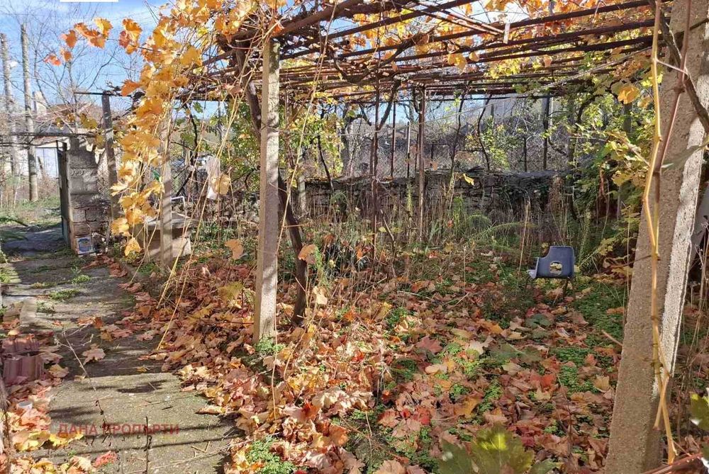 Продажба на къща в село Николаевка