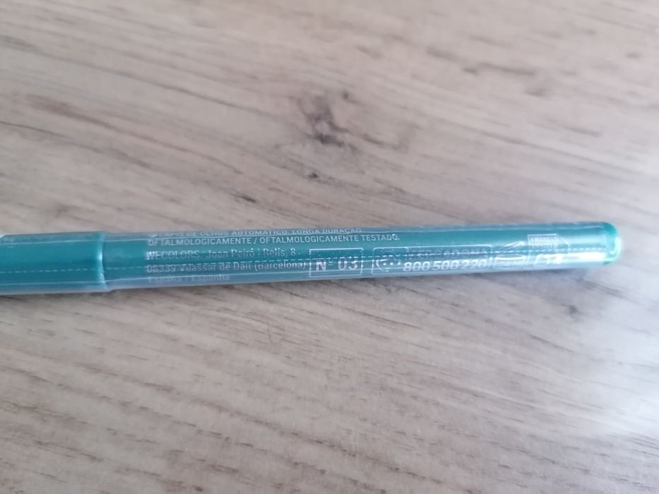 Creion de ochi turcoaz Deliplus