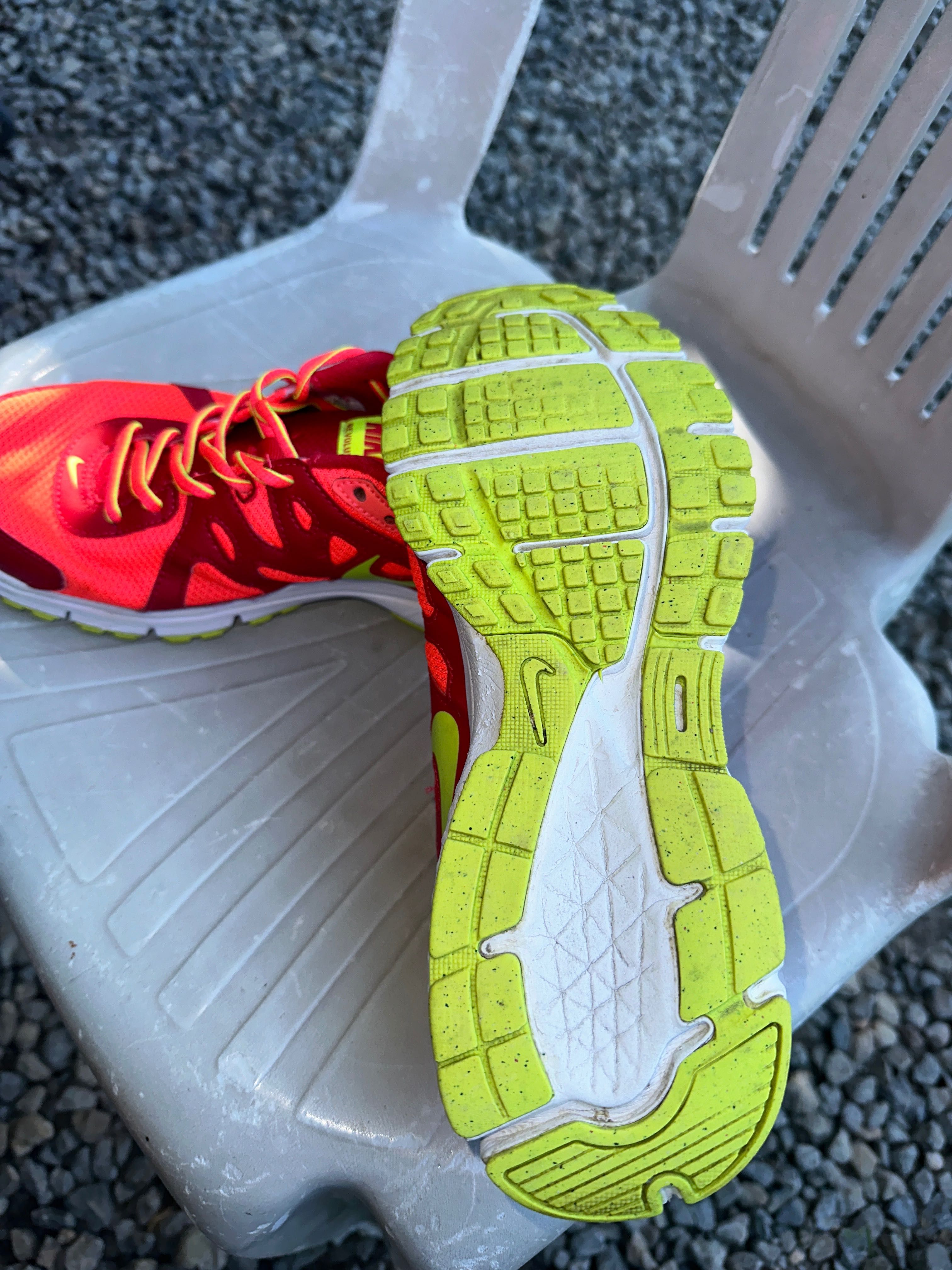 Маратонки найк 41 номер/ Nike
