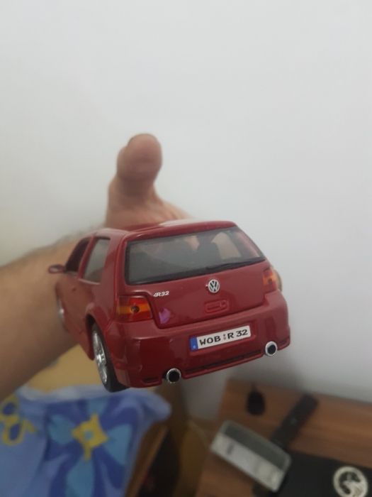 Macheta 1 24 golf 4 r 32 Sigilata Rosu