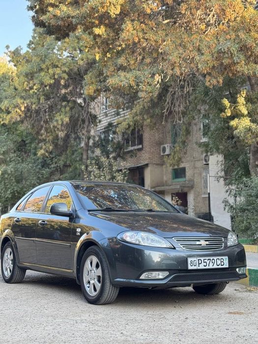 Жентра Лассети 3 позиция 35000 км. 2022 йил. 14000$.