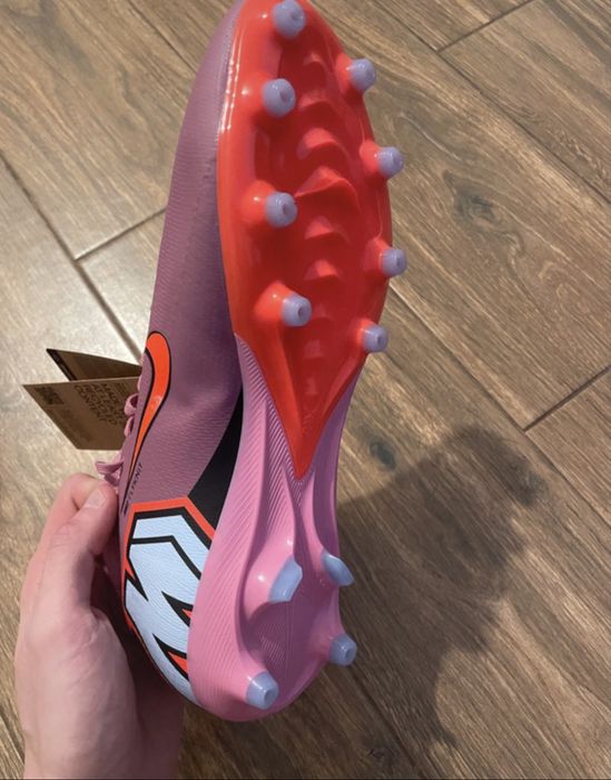 Ghete de fotbal nike