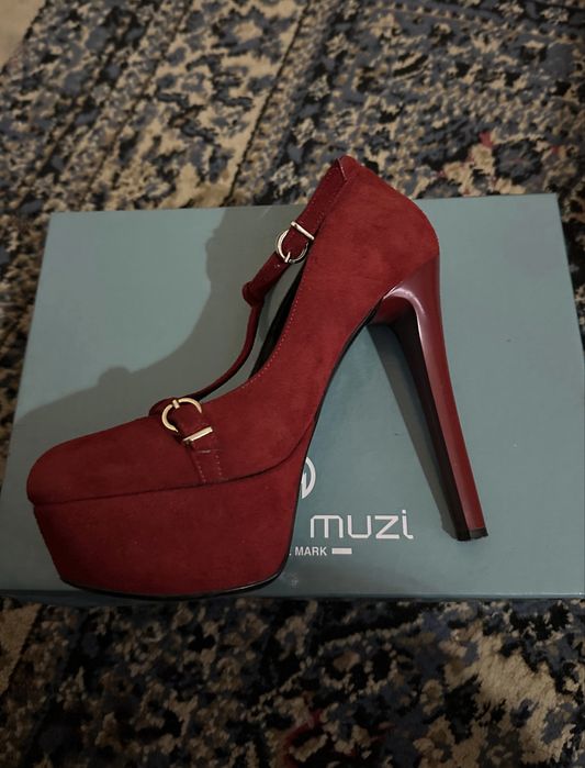 Туфли из натурального замша, бренда Mario Muzi