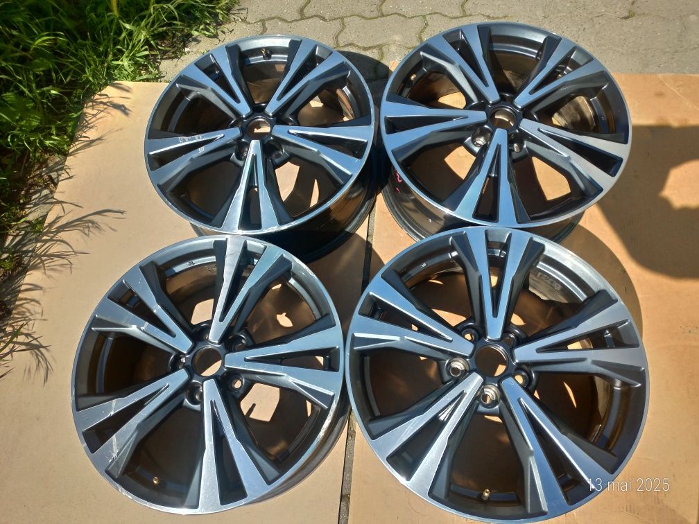 Set 4 bucăți jante Nissan 18 inch originale