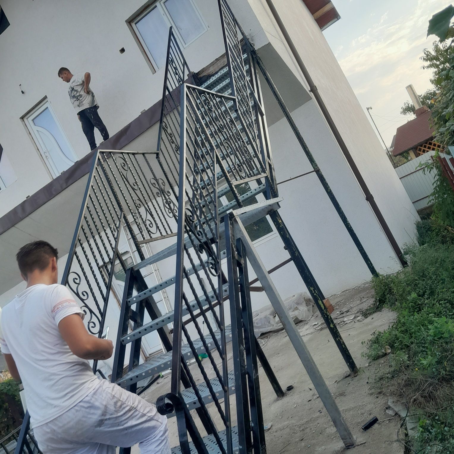 Scări metalice galvanizate la orice demisiune asiguram transport ori u