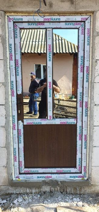 Tâmplărie PVC. Uși și geamuri la comandă