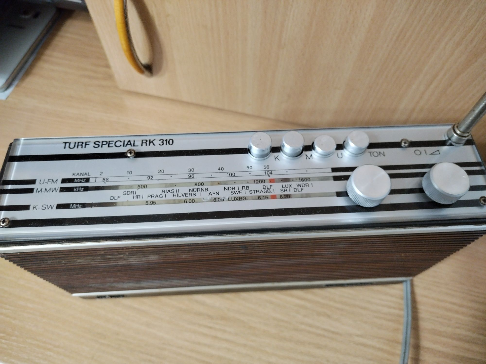Ретро  радио Siemens TURF SPECIAL RK 310