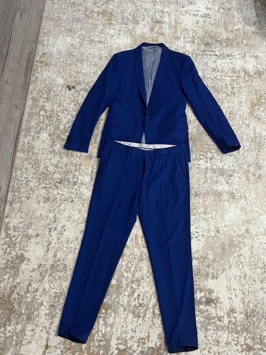 Costum barbati Zara, mar.50 sacou, 42 pantaloni-120lei