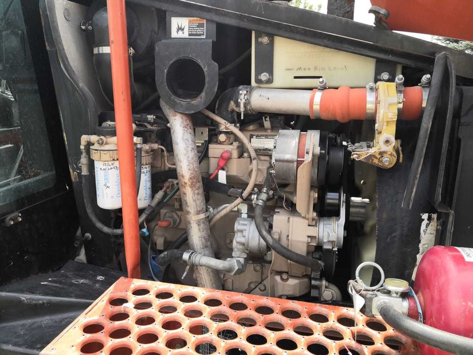 Utilaj Ditch Witch RT 115 trencher/plug vibrator/excavator/dozer blade