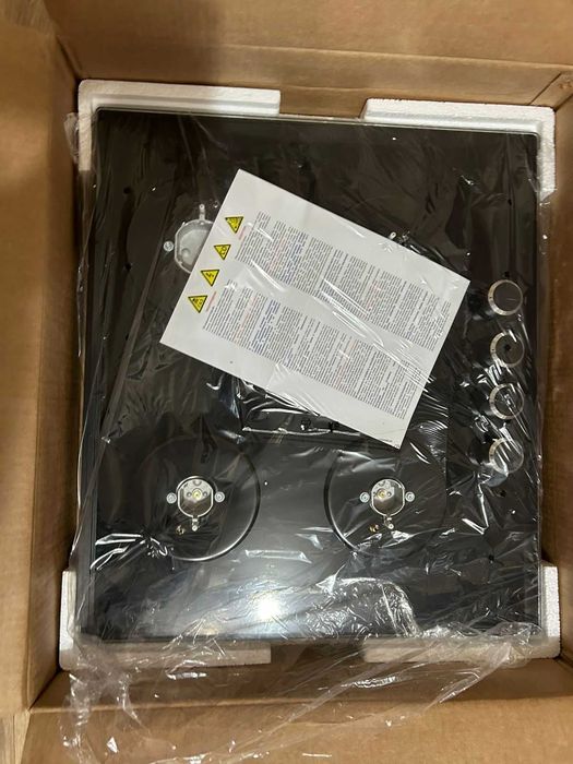 Продам варочную поверхность Hair HHX-G64CNB