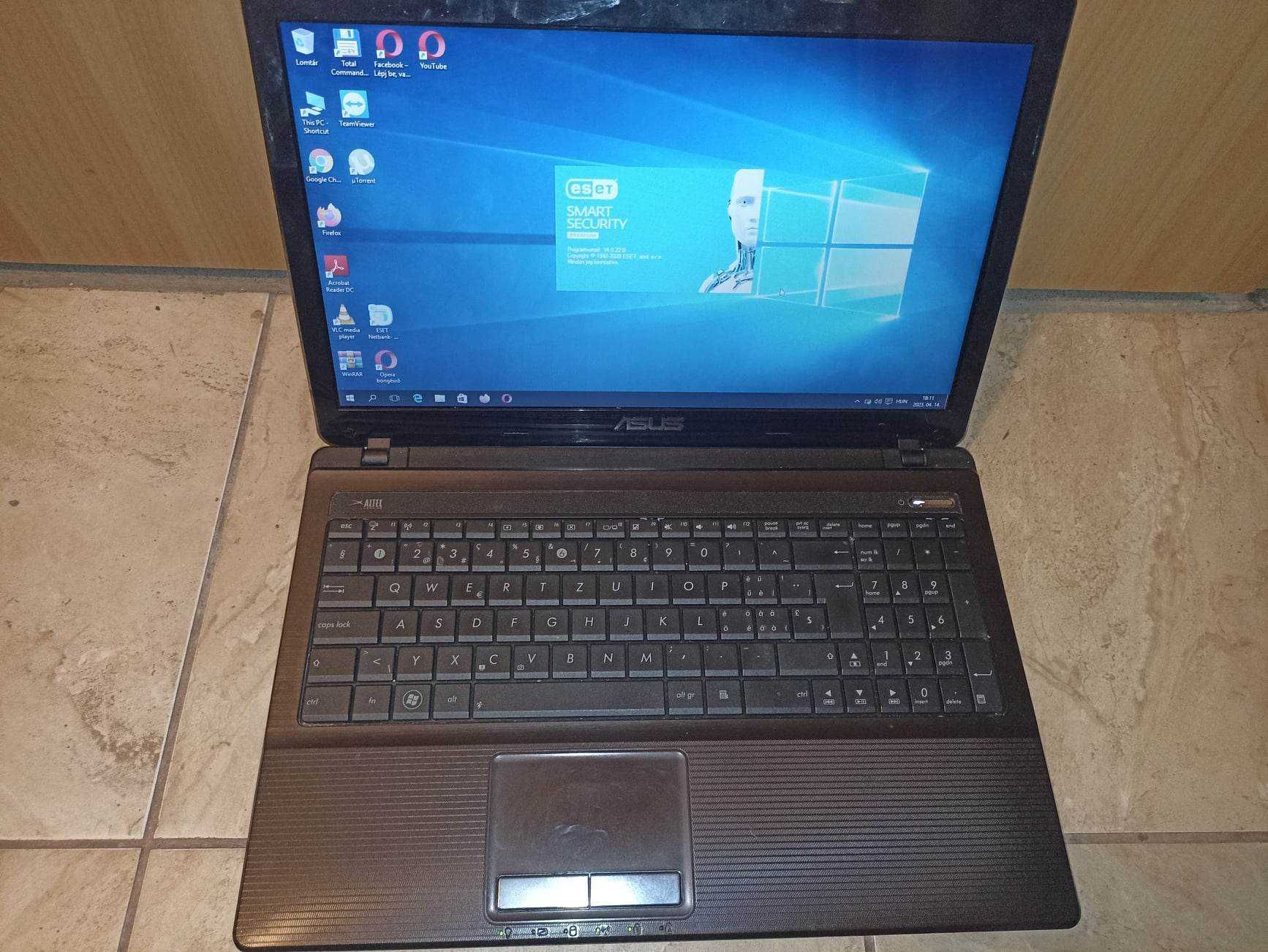 Laptop Asus X53U, Amd, 12Gb Ram, ssd 120Gb nou! Garantie!