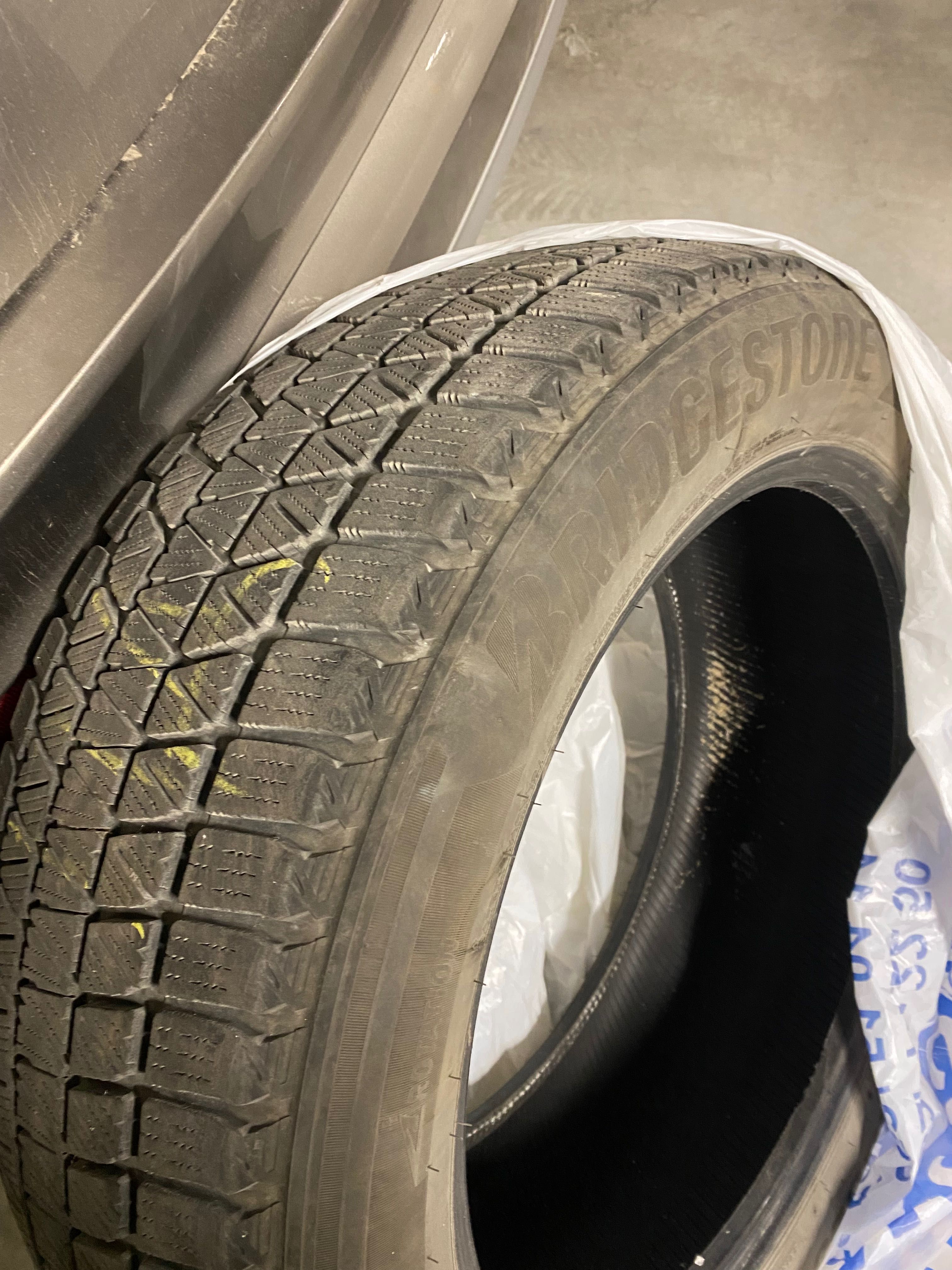 Зимни гуми Bridgestone 235/55/R19