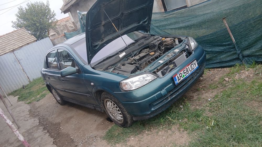 Vând masina Opel astra