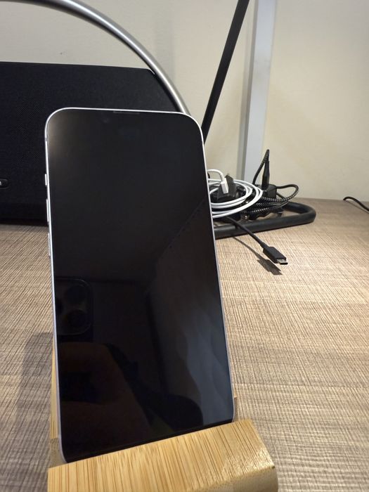 iPhone 14 Mov 128 GB 100% | ca NOU |
