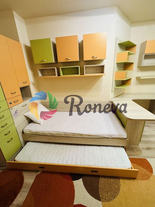 Тристаен луксозно обзаведен Конфуто!!!