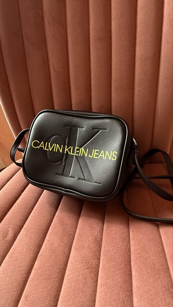 Чанта calvin klein