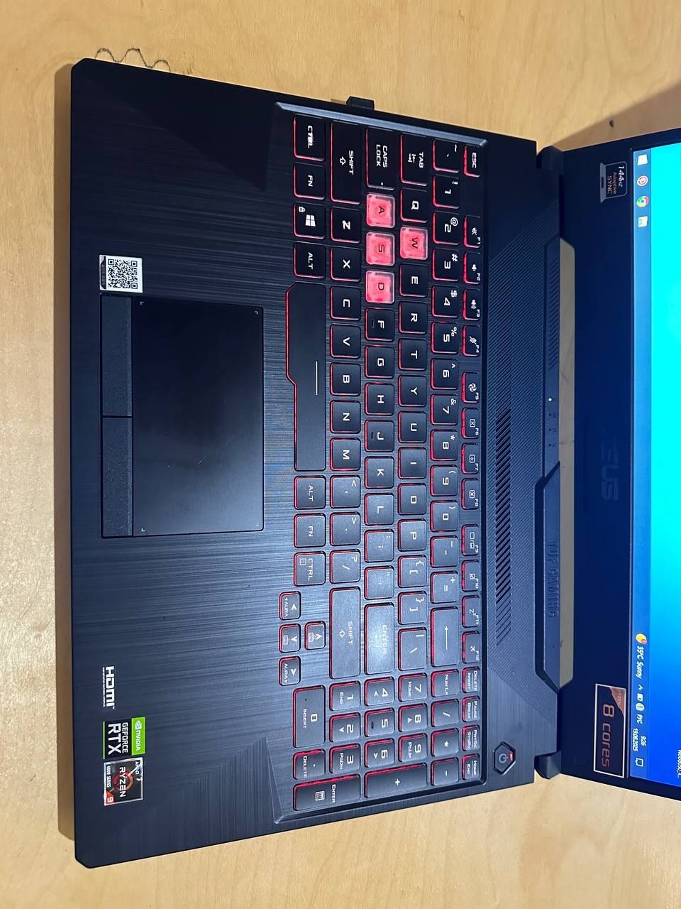 Asus kompuyuter sotiladi!