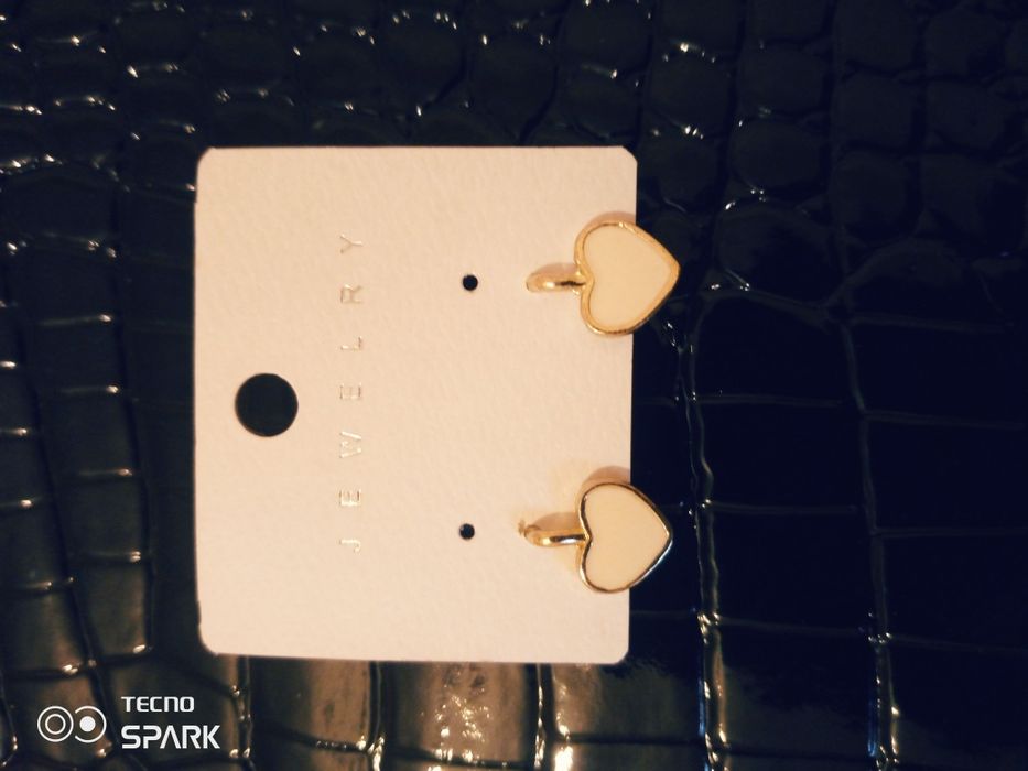 YANGI. Zamonaviy dizayn, yengil va nafislik