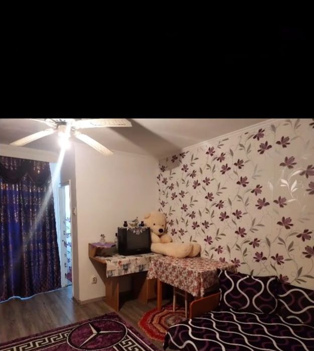 Vând garsonieră în Tudor Vladimirescu bloc B turn etaj 6