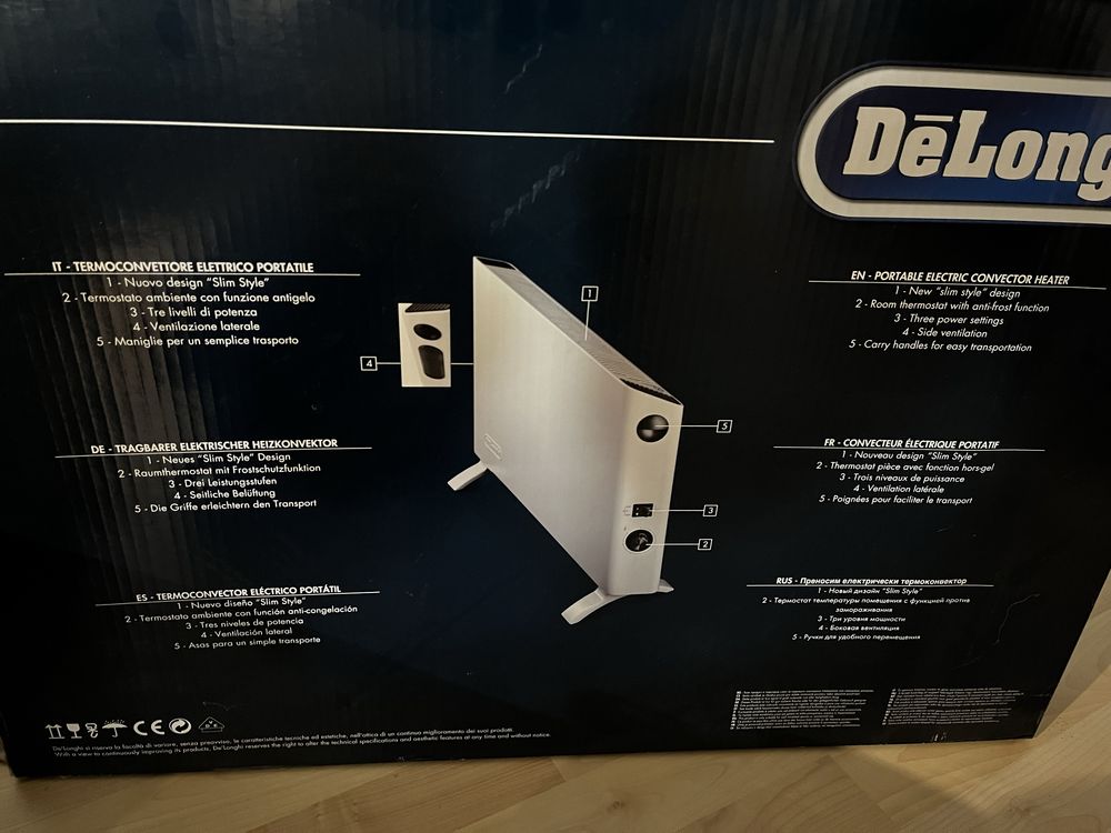 Конвектор Delonghi